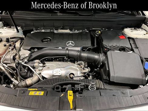 Certified 2023 Mercedes-Benz GLB 250 4MATIC image 29