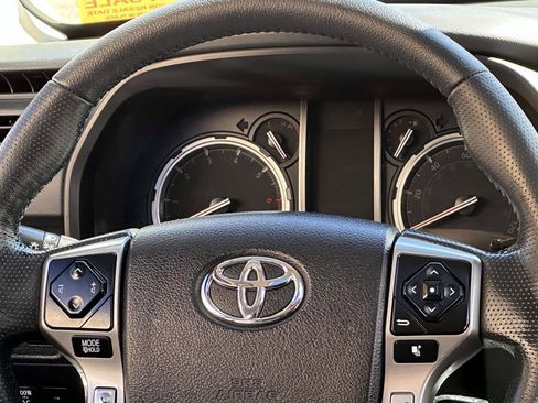 Used 2024 Toyota 4Runner Limited image 20
