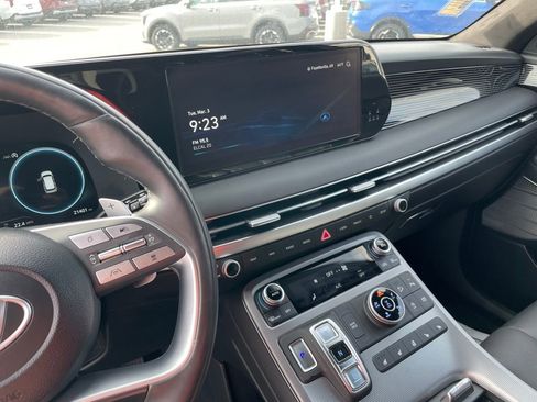 Used 2023 Hyundai Palisade Calligraphy image 15