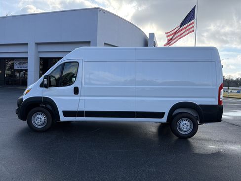 Used 2025 RAM ProMaster 2500 image 9