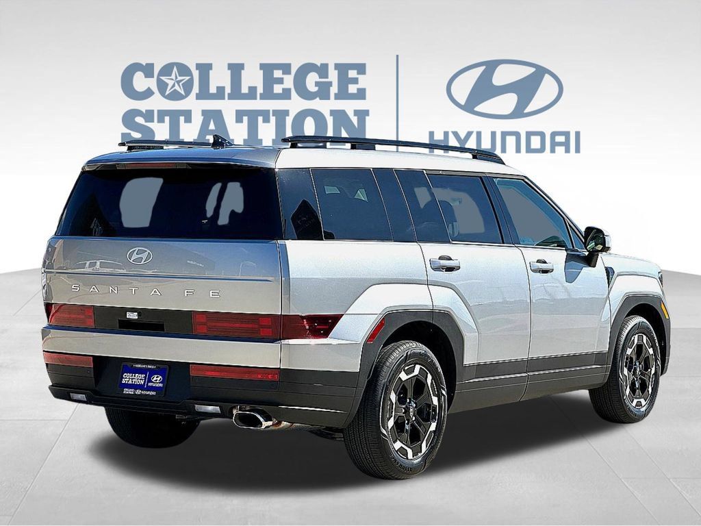 Used 2025 Hyundai Santa Fe SEL FWD image 8