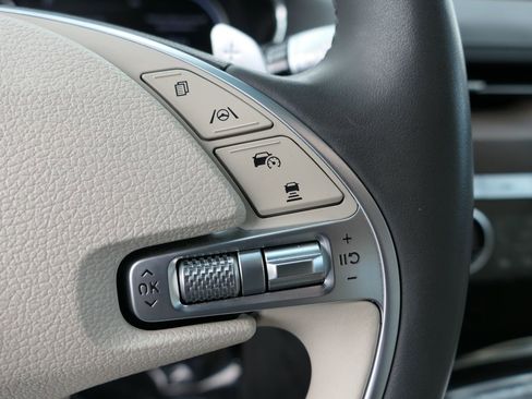 Used 2023 Genesis G80 2.5T w/ Advanced Package image 21