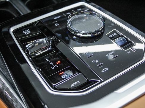 New 2026 BMW 740i 740i w/ Premium Package image 20