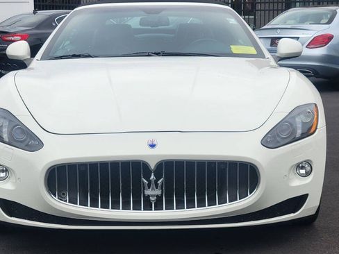 Used 2017 Maserati GranTurismo Convertible RWD image 5