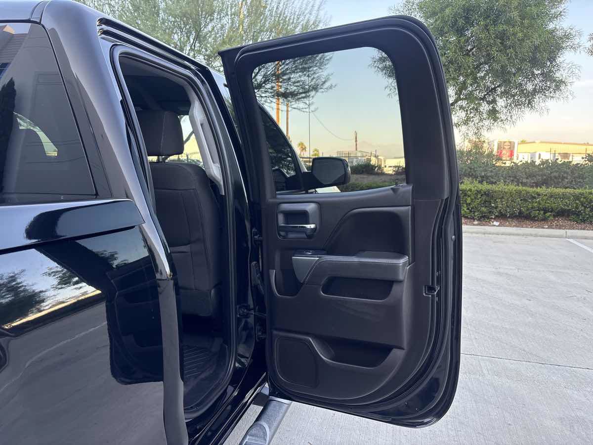 Used 2017 Chevrolet Silverado 1500 LT w/ All Star Edition RWD image 12