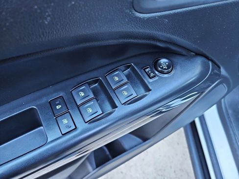 Used 2022 GMC Canyon AT4 image 25