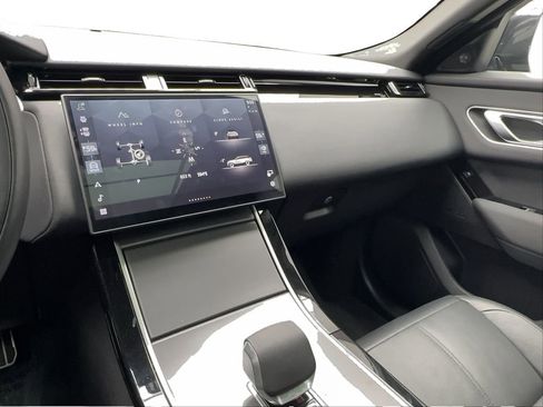 Used 2025 Land Rover Range Rover Velar Dynamic SE image 41