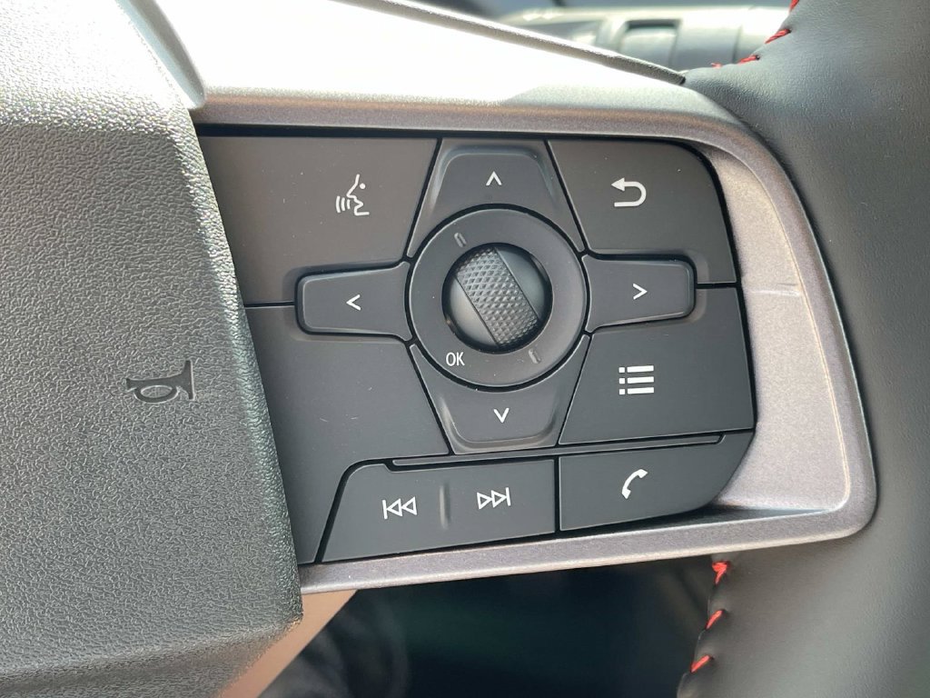 New 2027 Nissan Sentra SR w/ SR Premium Package FWD image 34