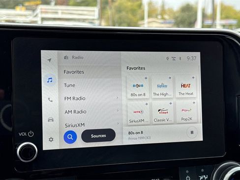 Certified 2025 Toyota Highlander XLE image 17