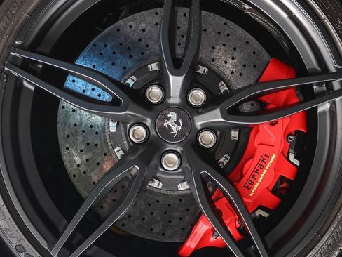 Used 2015 Ferrari 458 Speciale A RWD image 17