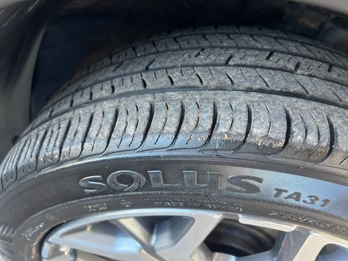 Used 2021 Kia Seltos SX w/ SX Sunroof Package AWD/4WD image 43