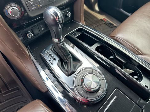 Used 2020 Nissan Armada Platinum w/ Platinum Reserve Package AWD/4WD image 20