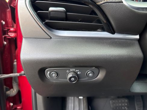 Used 2020 Chevrolet Traverse RS w/ LPO, Floor Liner Package FWD image 24
