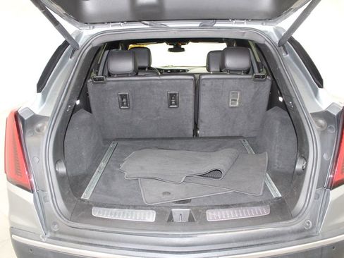 Used 2023 Cadillac XT5 Premium Luxury image 14