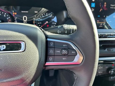 New 2026 Jeep Compass Limited image 21