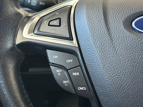 Used 2022 Ford Edge SEL AWD/4WD image 37
