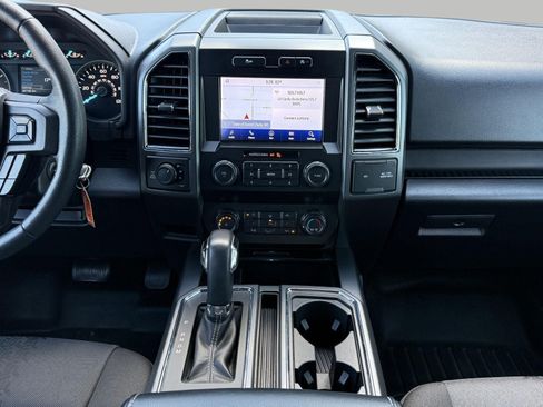 Used 2020 Ford F150 XLT w/ Equipment Group 302A Luxury AWD/4WD image 32