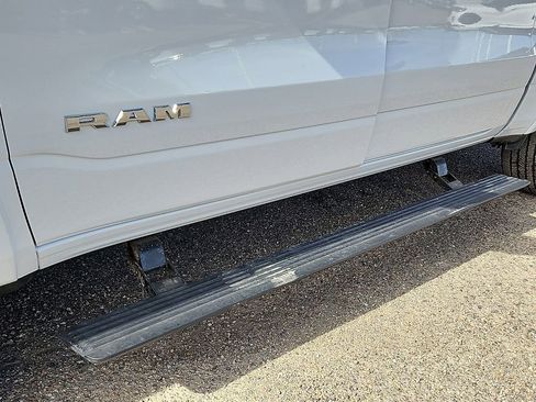 New 2026 RAM 1500 Laramie AWD/4WD image 8