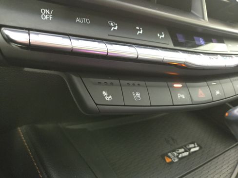 Certified 2021 Cadillac CT4 Sport w/ Technology Package image 27