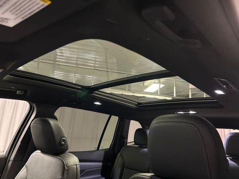 New 2026 Buick Enclave Preferred w/ Power Package image 21