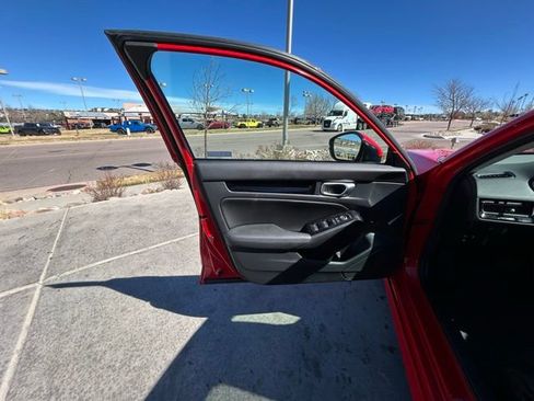 Used 2024 Honda Civic Touring image 10