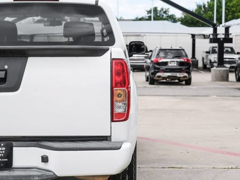 Used 2019 Nissan Frontier S RWD image 43