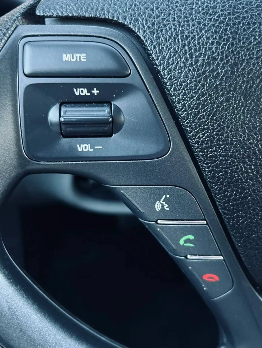 Used 2016 Kia Forte LX FWD image 14