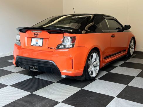 Used 2015 Scion tC image 6