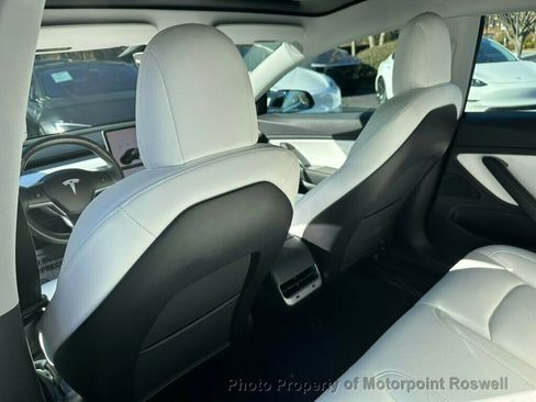 Used 2019 Tesla Model 3 Standard Range Battery RWD image 19