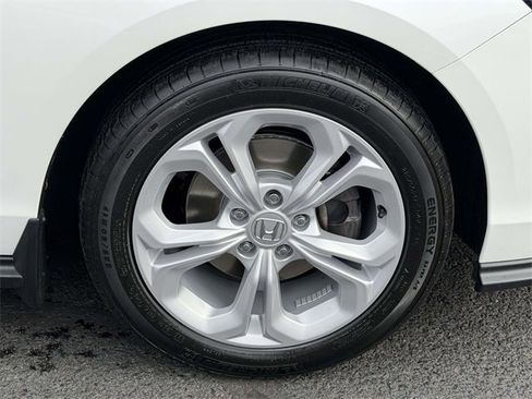 Used 2025 Honda Accord LX image 5