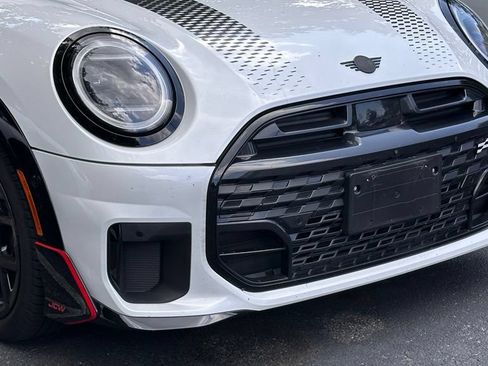 Used 2025 MINI Cooper S FWD image 2