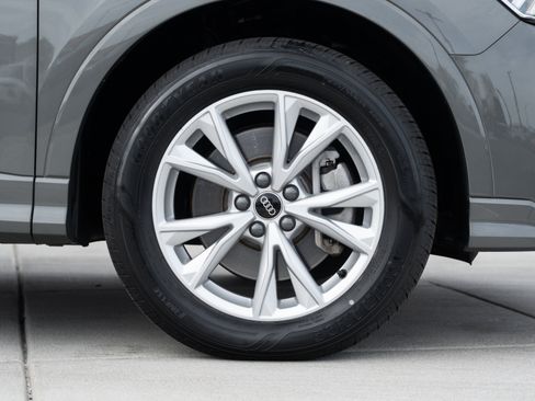 Certified 2022 Audi Q3 2.0T Premium Plus image 28