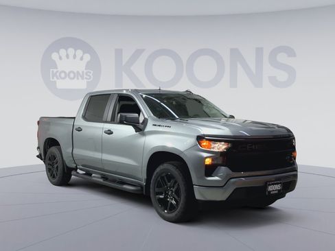 New 2026 Chevrolet Silverado 1500 Custom w/ Turbomax Blackout Package image 2
