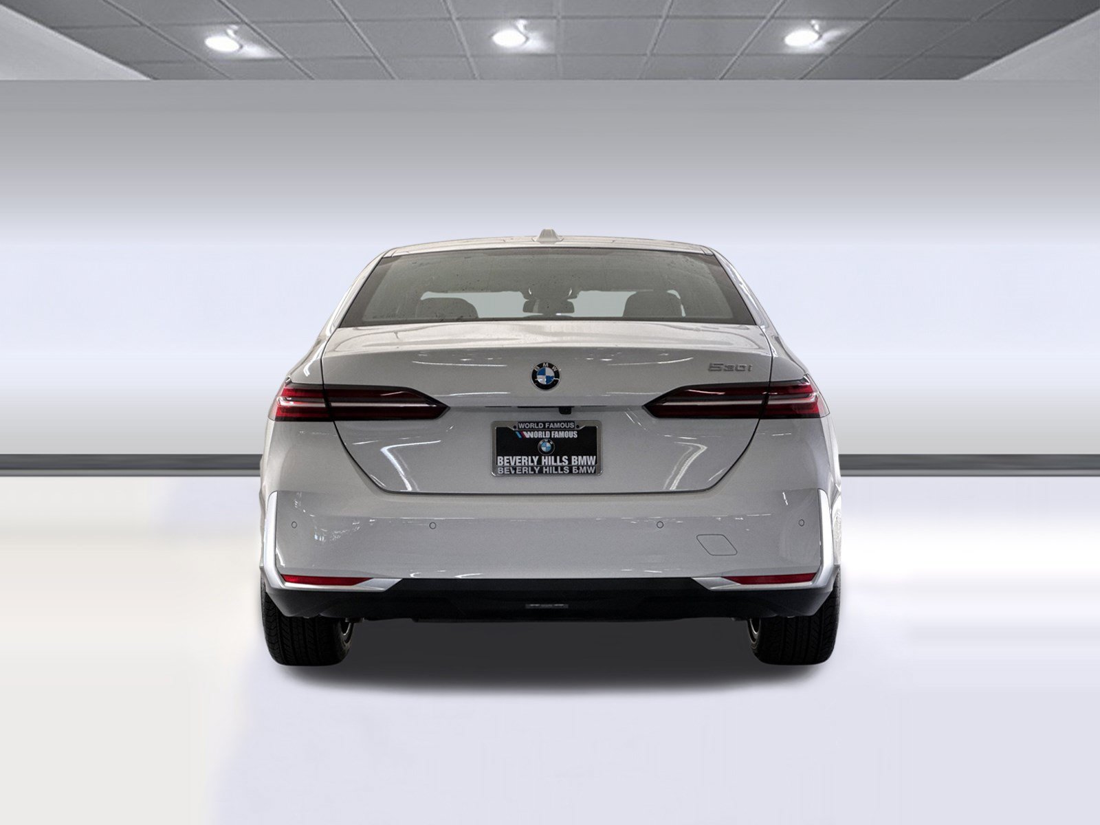Used 2026 BMW 530i w/ Premium Package RWD image 10
