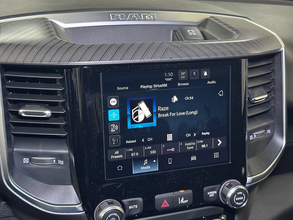 New 2026 RAM 1500 Express AWD/4WD image 26