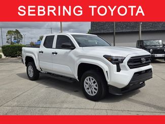 Used 2024 Toyota Tacoma SR video 1