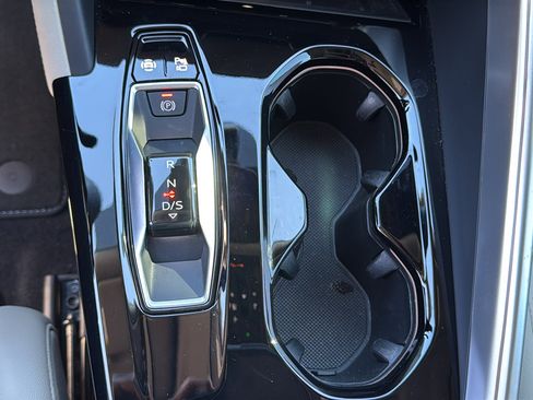 Used 2025 Audi Q5 Prestige image 21