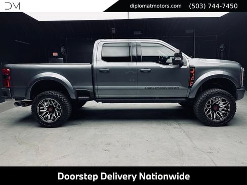 Used 2024 Ford F250 Lariat w/ Lariat Ultimate Package AWD/4WD image 8