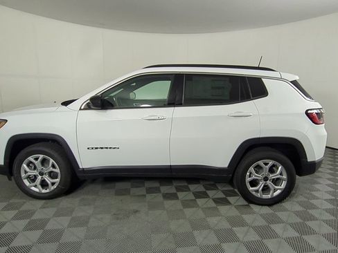 New 2026 Jeep Compass Latitude image 8