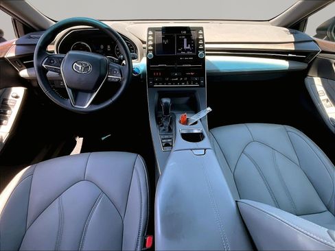 Used 2021 Toyota Avalon XLE w/ Moonroof Package FWD image 7