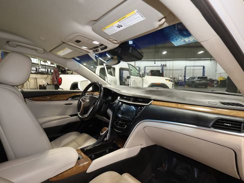 Used 2018 Cadillac XTS Luxury w/ Driver Awareness Package image 28