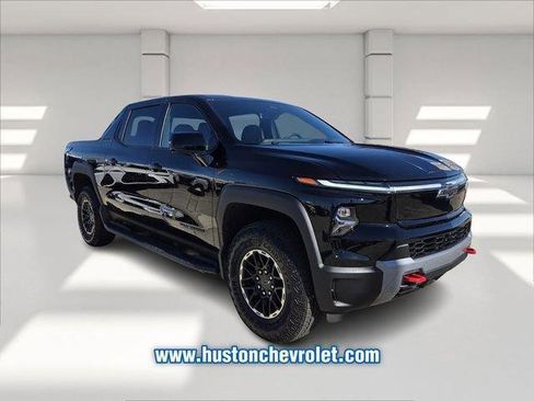 New 2026 Chevrolet Silverado EV Trail Boss image 10