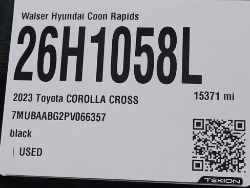 Used 2023 Toyota Corolla Cross LE image 28