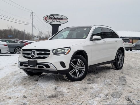 Used 2022 Mercedes-Benz GLC 300 4MATIC image 1