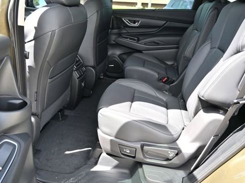 New 2026 Subaru Ascent Limited AWD/4WD image 18