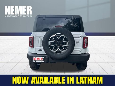 Used 2024 Ford Bronco Outer Banks AWD/4WD image 3
