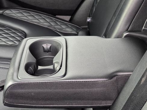 Used 2024 Ford Edge Titanium image 30