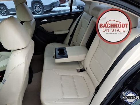 Used 2016 Volkswagen Jetta SEL w/ Lighting Package image 30