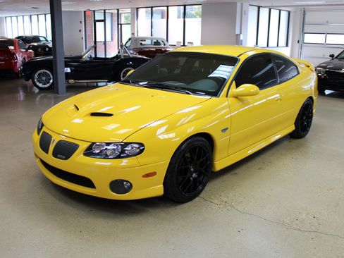 Used 2005 Pontiac GTO image 18