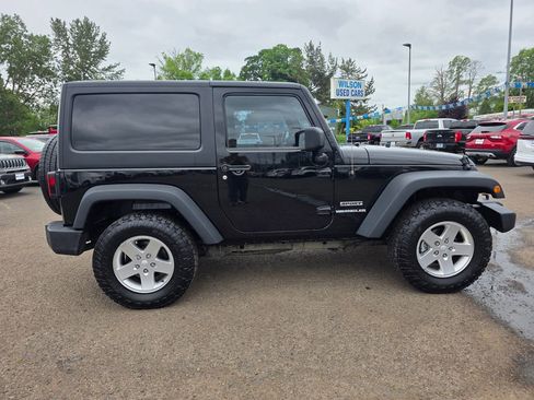 Used 2011 Jeep Wrangler Sport AWD/4WD image 22